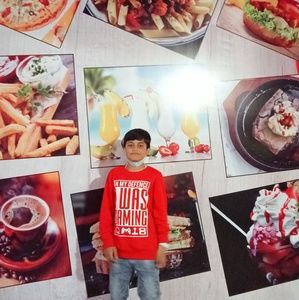 Meet your Posher, Jaison